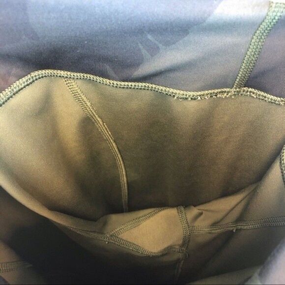 Lululemon 6 Run Inspire Crop II Dottie Dash Green - Picture 13 of 13